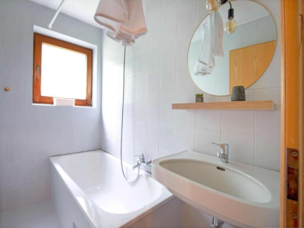 Holiday Home Near St Anton Am Arlberg With Sauna エクステリア 写真